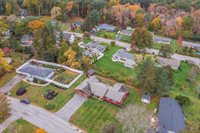 40 Allen LN, Ipswich, MA 01938