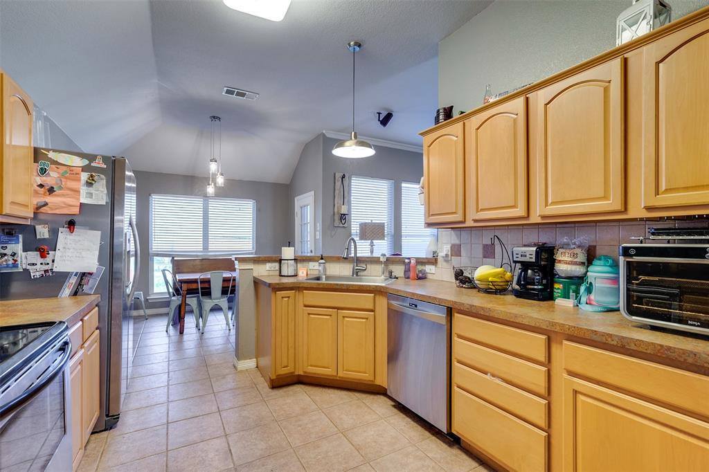 6605 Mill Valley Drive, Midlothian, TX 76065