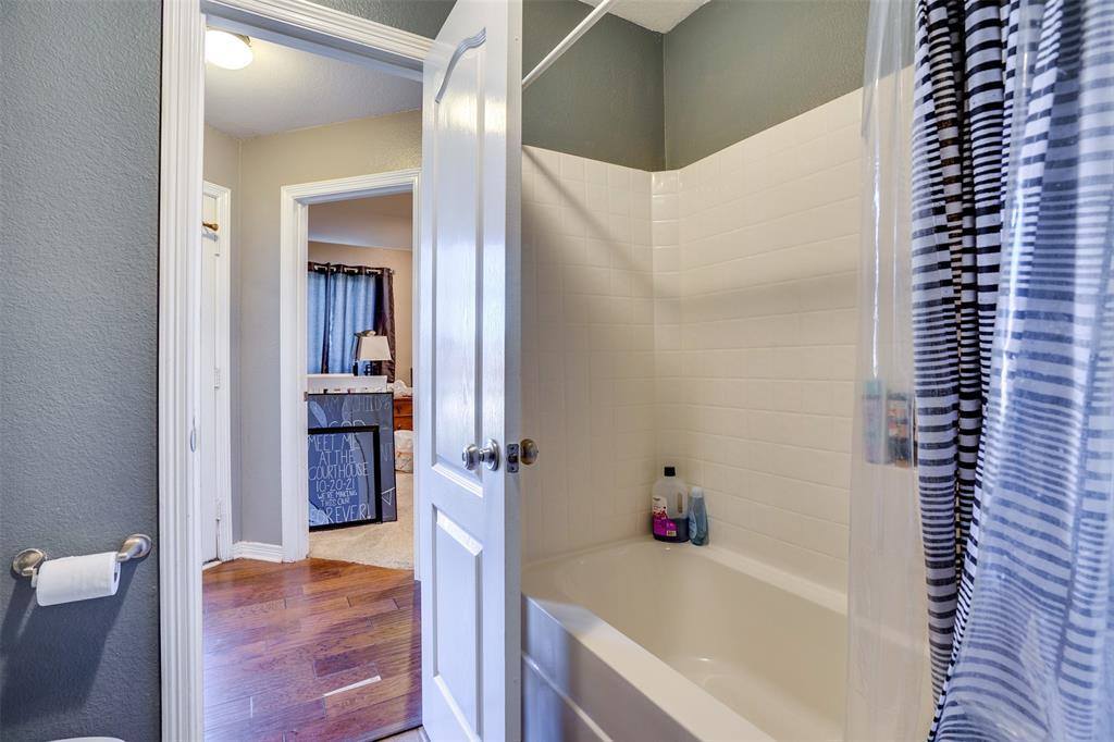 6605 Mill Valley Drive, Midlothian, TX 76065