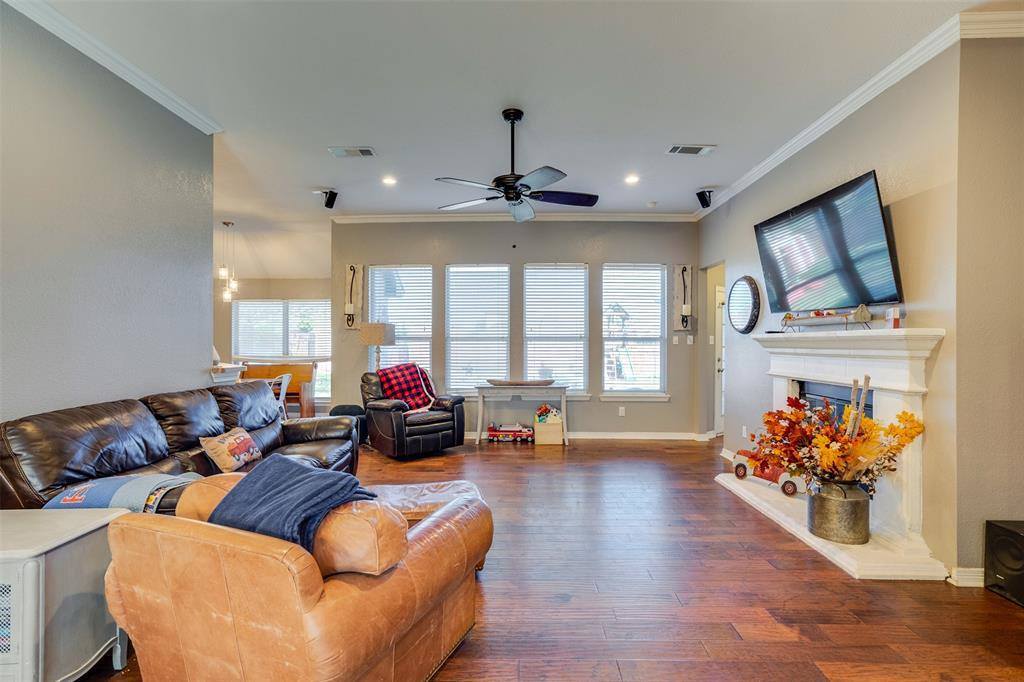 6605 Mill Valley Drive, Midlothian, TX 76065