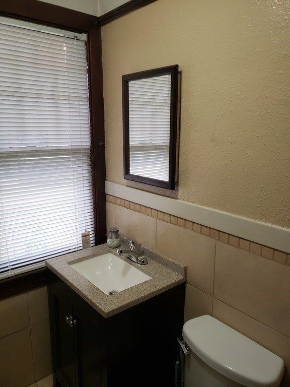 605 South, Holyoke, MA 01040