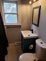 605 South, Holyoke, MA 01040