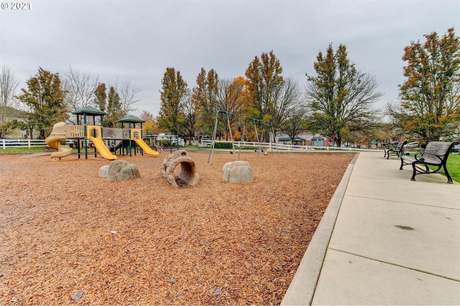 17754 SW Heatherwood Ln, Sherwood, OR 97140