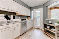 17754 SW Heatherwood Ln, Sherwood, OR 97140