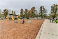 17754 SW Heatherwood Ln, Sherwood, OR 97140