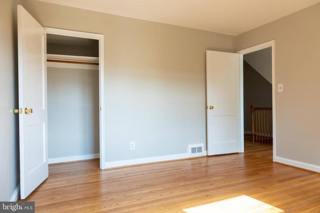 1914 Heathfield Road, Baltimore, MD 21239