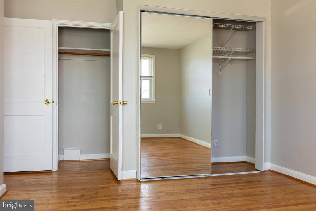 1914 Heathfield Road, Baltimore, MD 21239