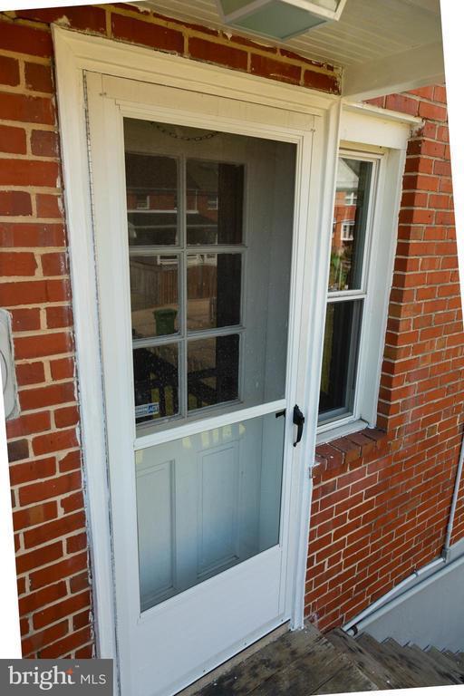 1914 Heathfield Road, Baltimore, MD 21239