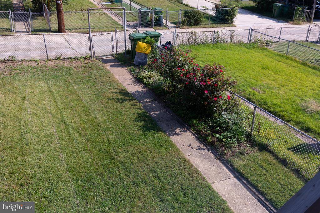 1914 Heathfield Road, Baltimore, MD 21239