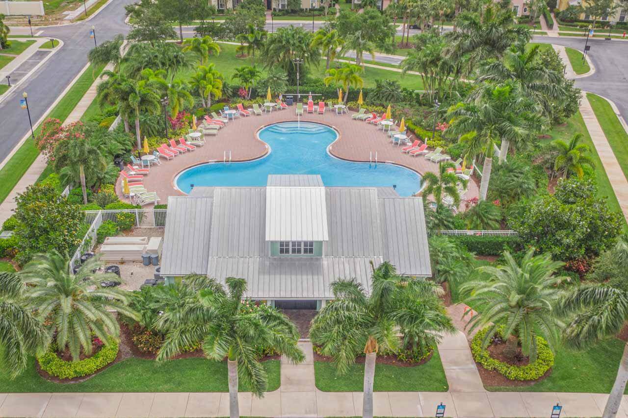 10491 SW Katrina Way, Port Saint Lucie, FL 34987