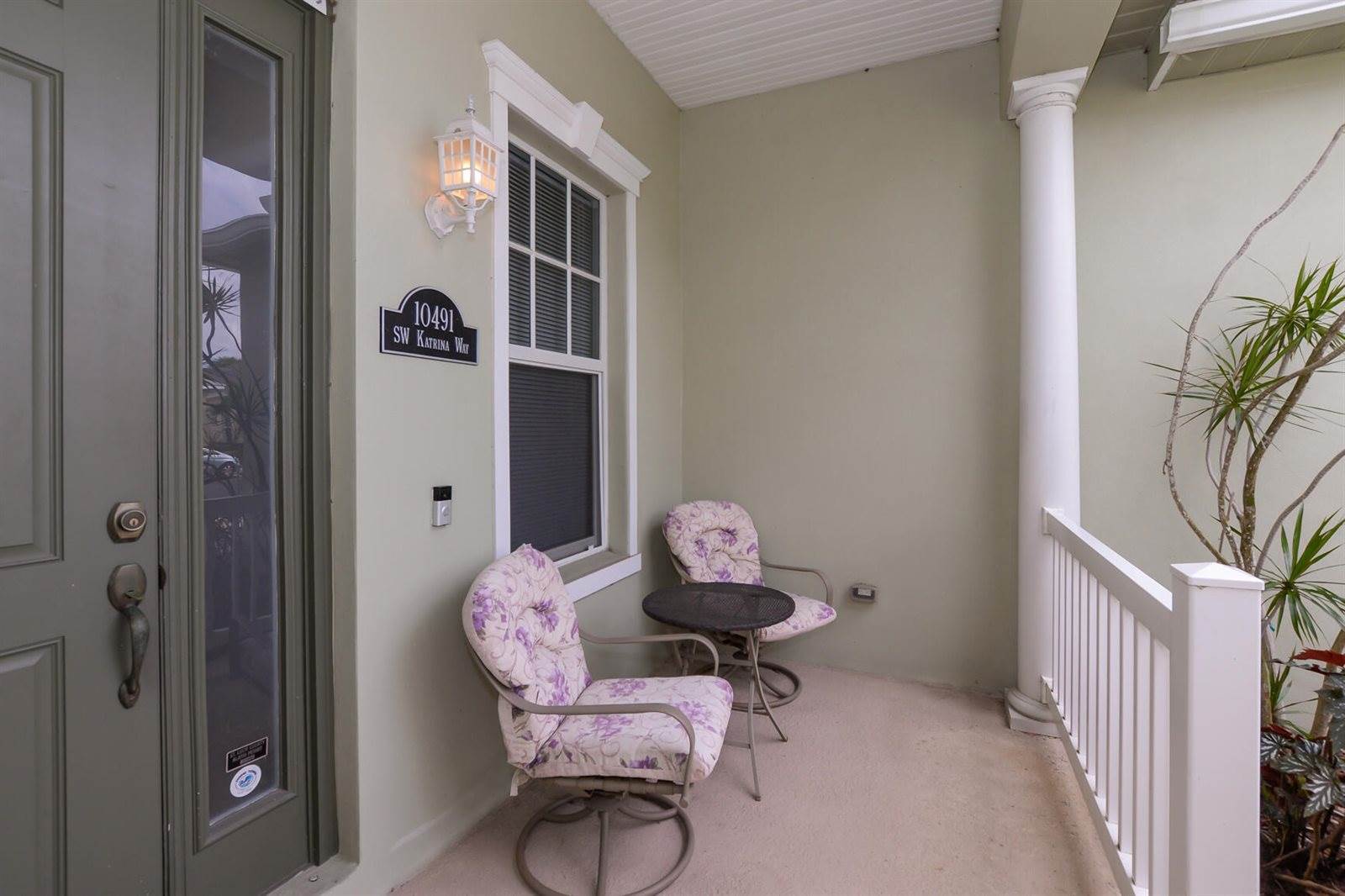 10491 SW Katrina Way, Port Saint Lucie, FL 34987