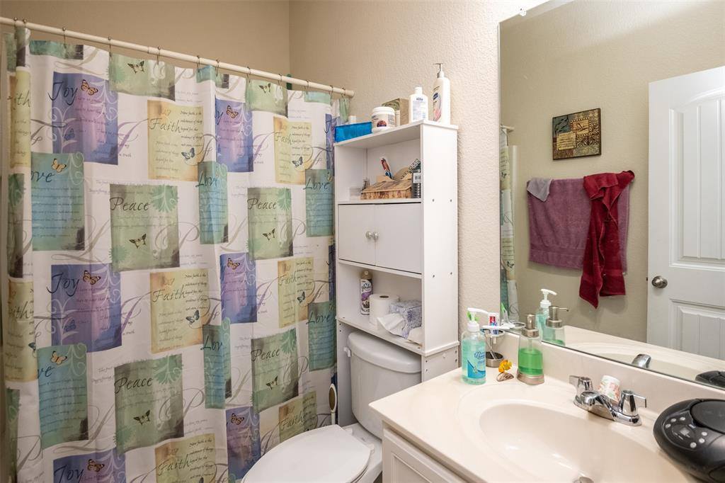 4244 Leeds Drive, Fort Worth, TX 76036