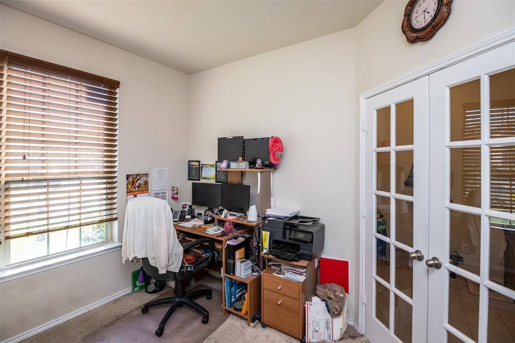 4244 Leeds Drive, Fort Worth, TX 76036