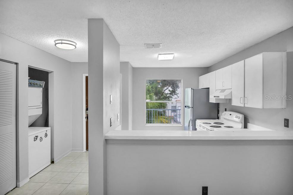 2560 Woodgate Boulevard, Orlando, FL 32822