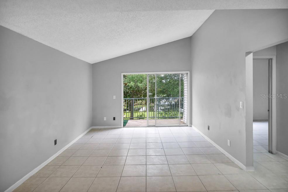 2560 Woodgate Boulevard, Orlando, FL 32822