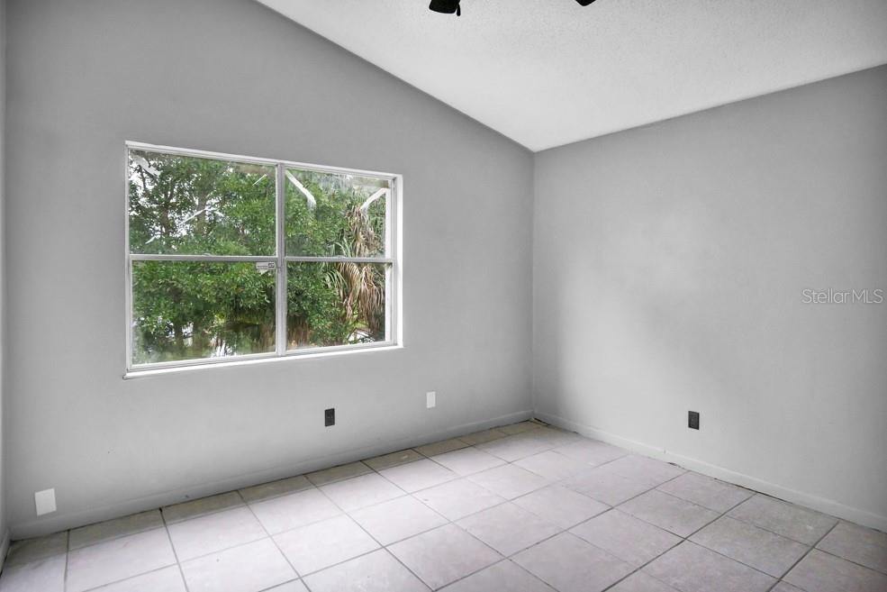 2560 Woodgate Boulevard, Orlando, FL 32822