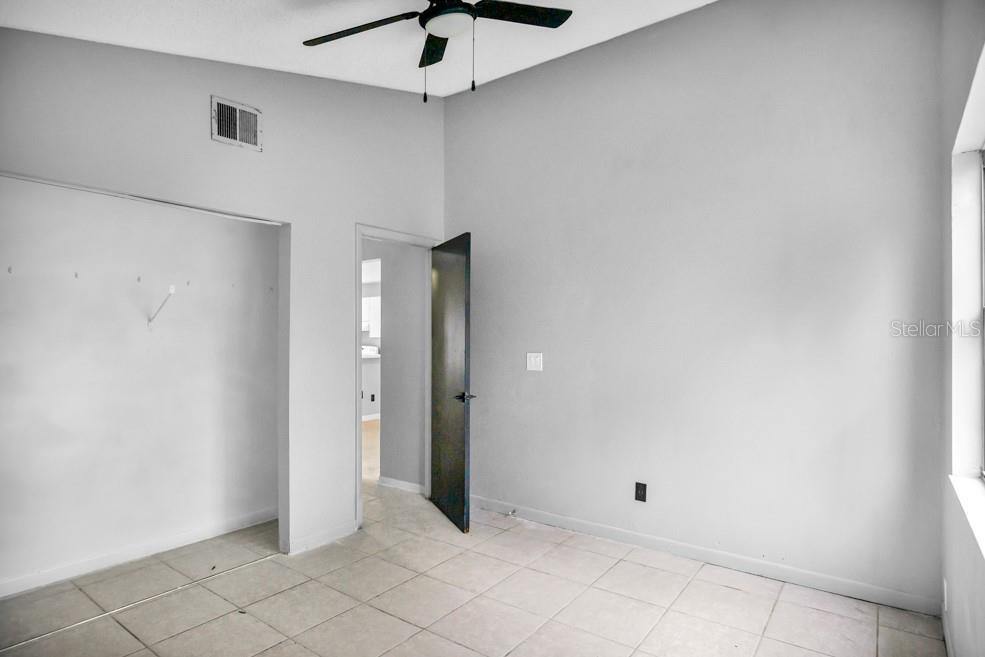 2560 Woodgate Boulevard, Orlando, FL 32822