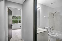 2560 Woodgate Boulevard, Orlando, FL 32822