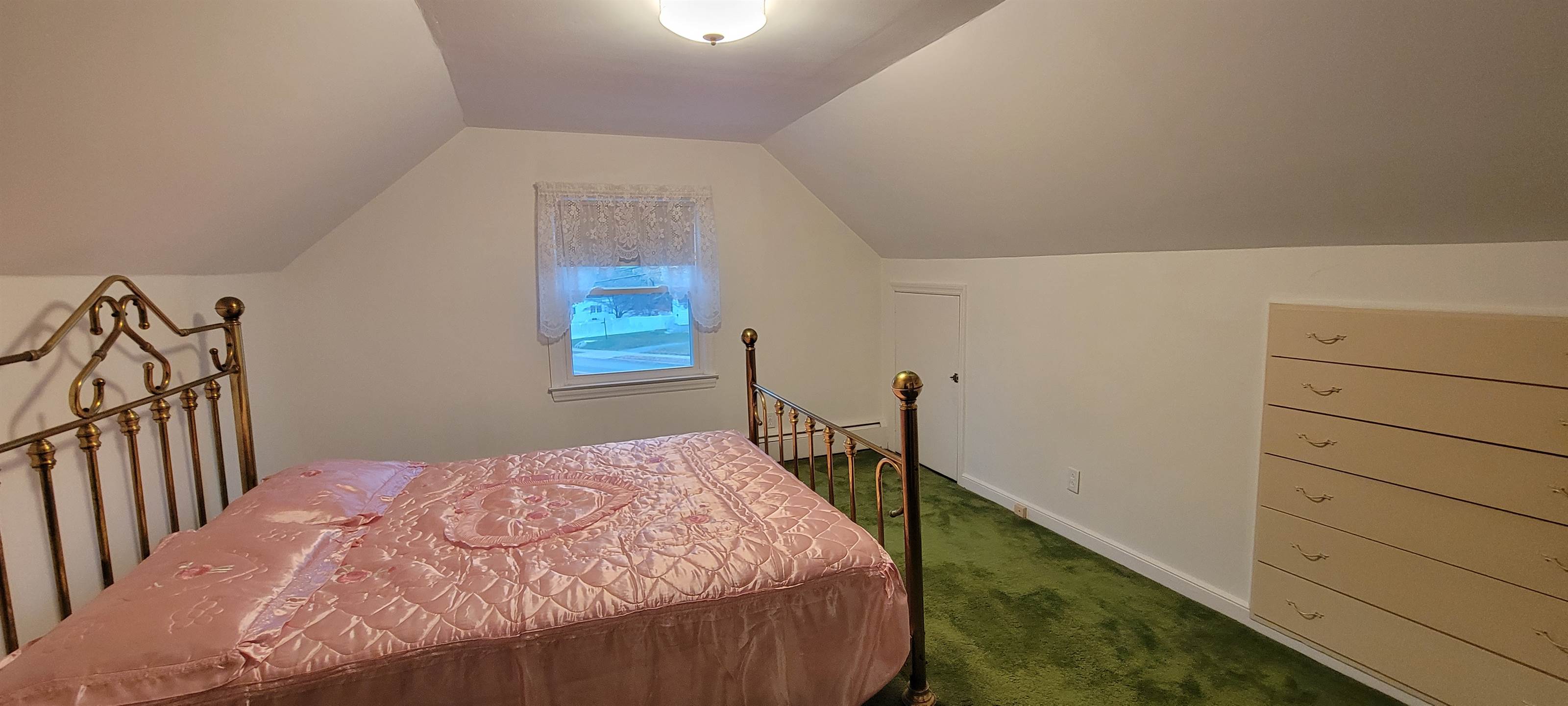 2080 Madison Avenue, Bridgeport, CT 06606