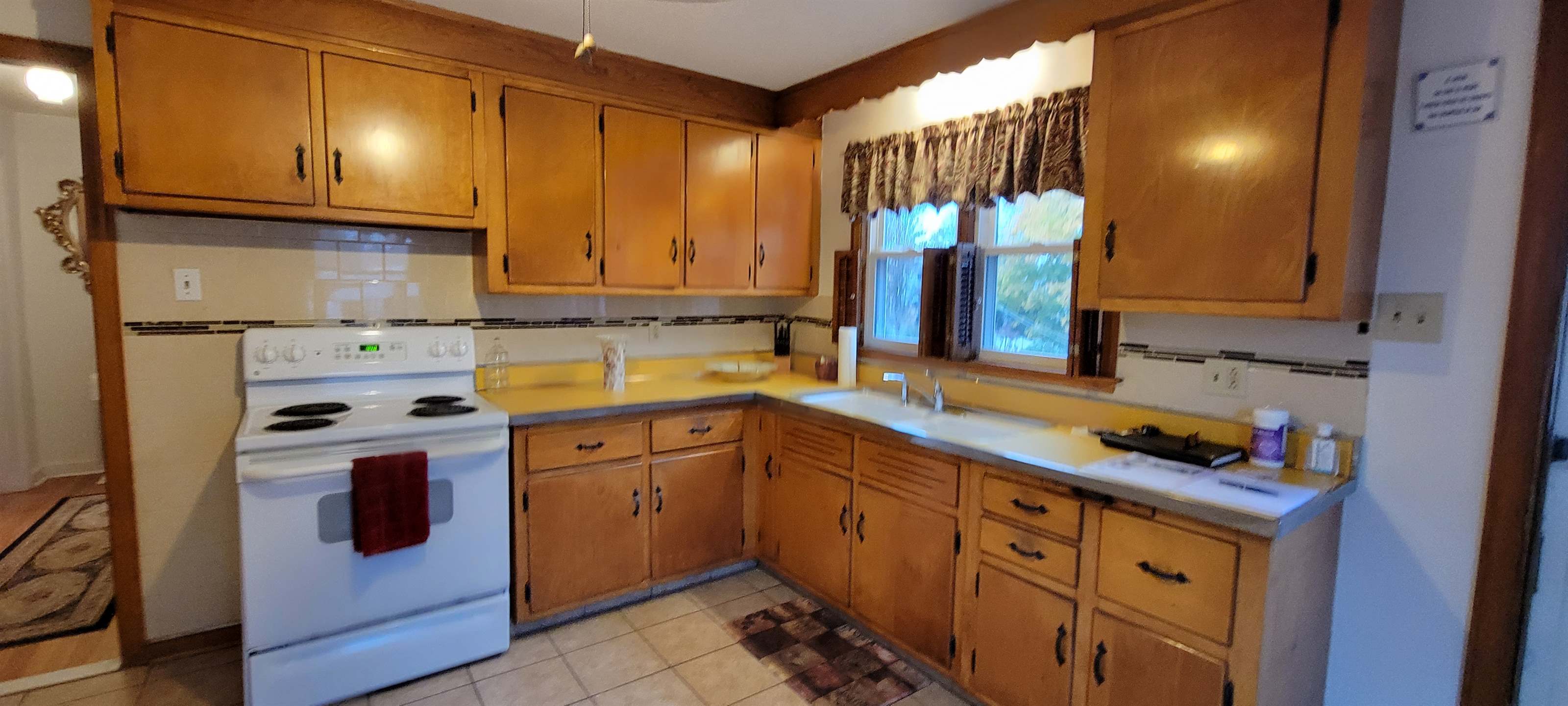 2080 Madison Avenue, Bridgeport, CT 06606