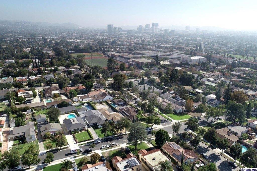 1416 Highland Avenue, Glendale, CA 91202