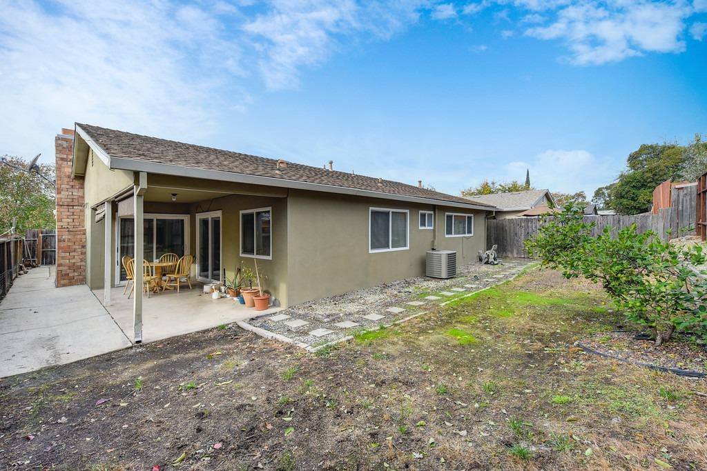 7040 Kilkenny Drive, Sacramento, CA 95842