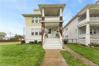 264 Cedar Street, Wyandotte, MI 48192