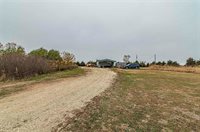 6740 N 52nd Avenue, Manhattan, KS 66503