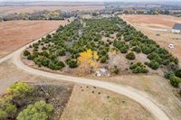 6740 N 52nd Avenue, Manhattan, KS 66503