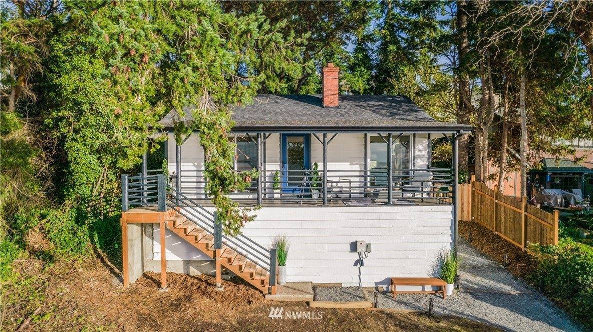 350 North Sunset Drive, Camano Island, WA 98282