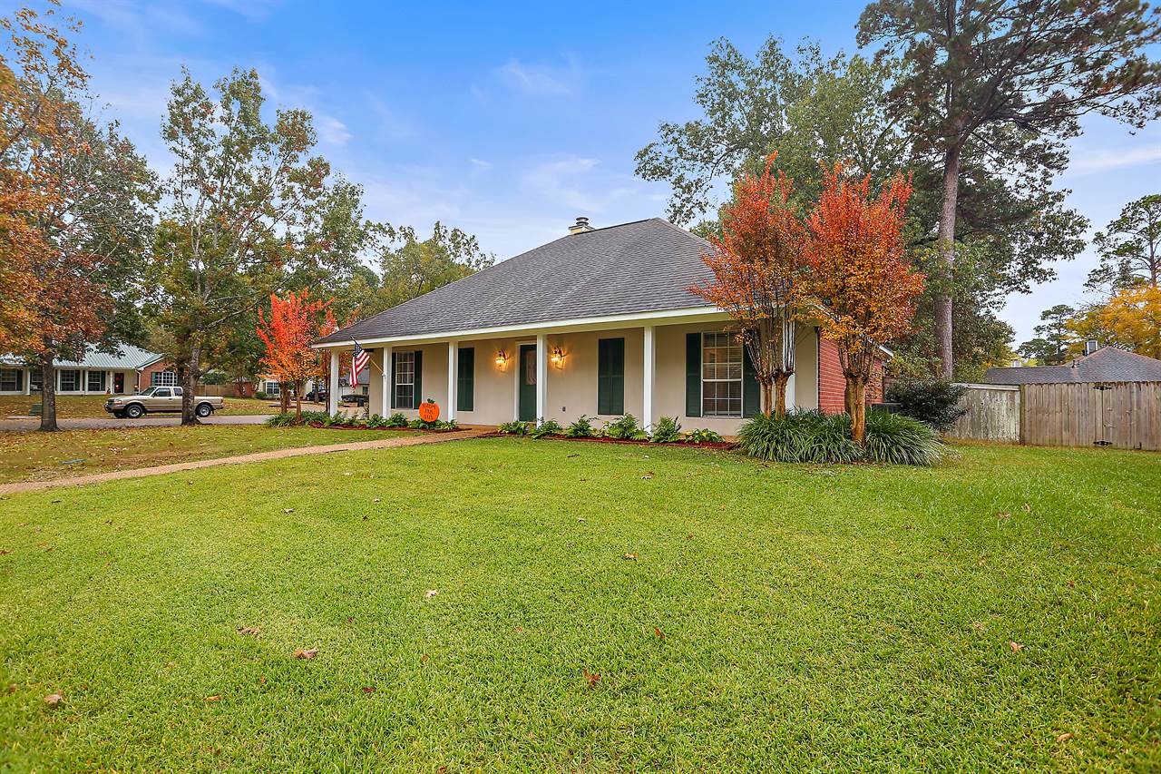 530 Greenhead Circle, Brandon, MS 39047