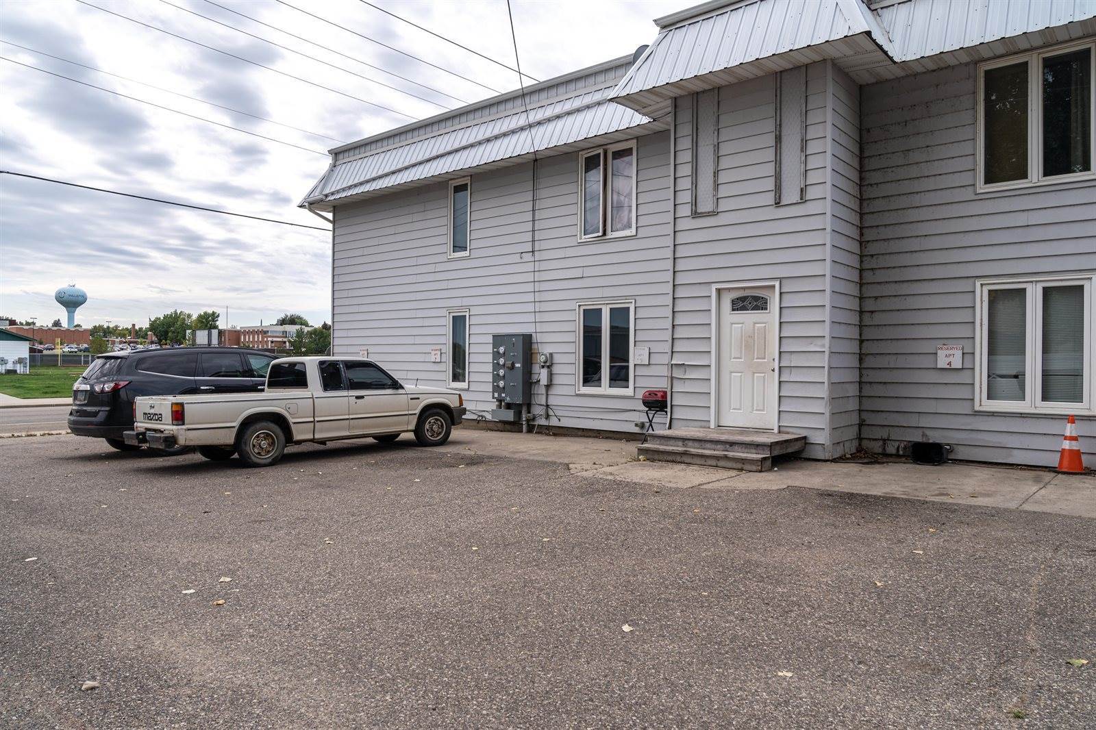 1806 7th Ave East, Williston, ND 58801