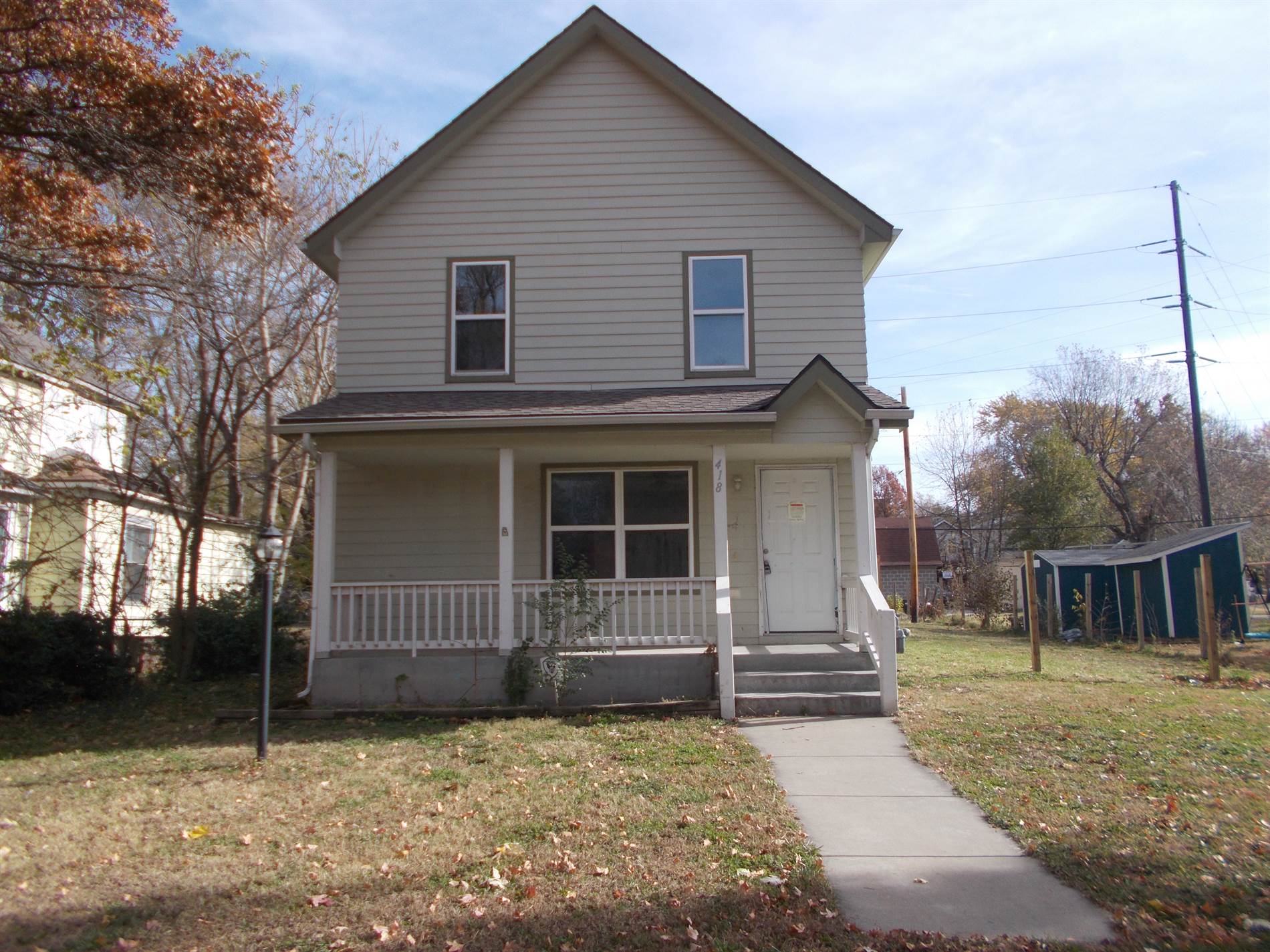 418 SW Taylor ST, Topeka, KS 66603