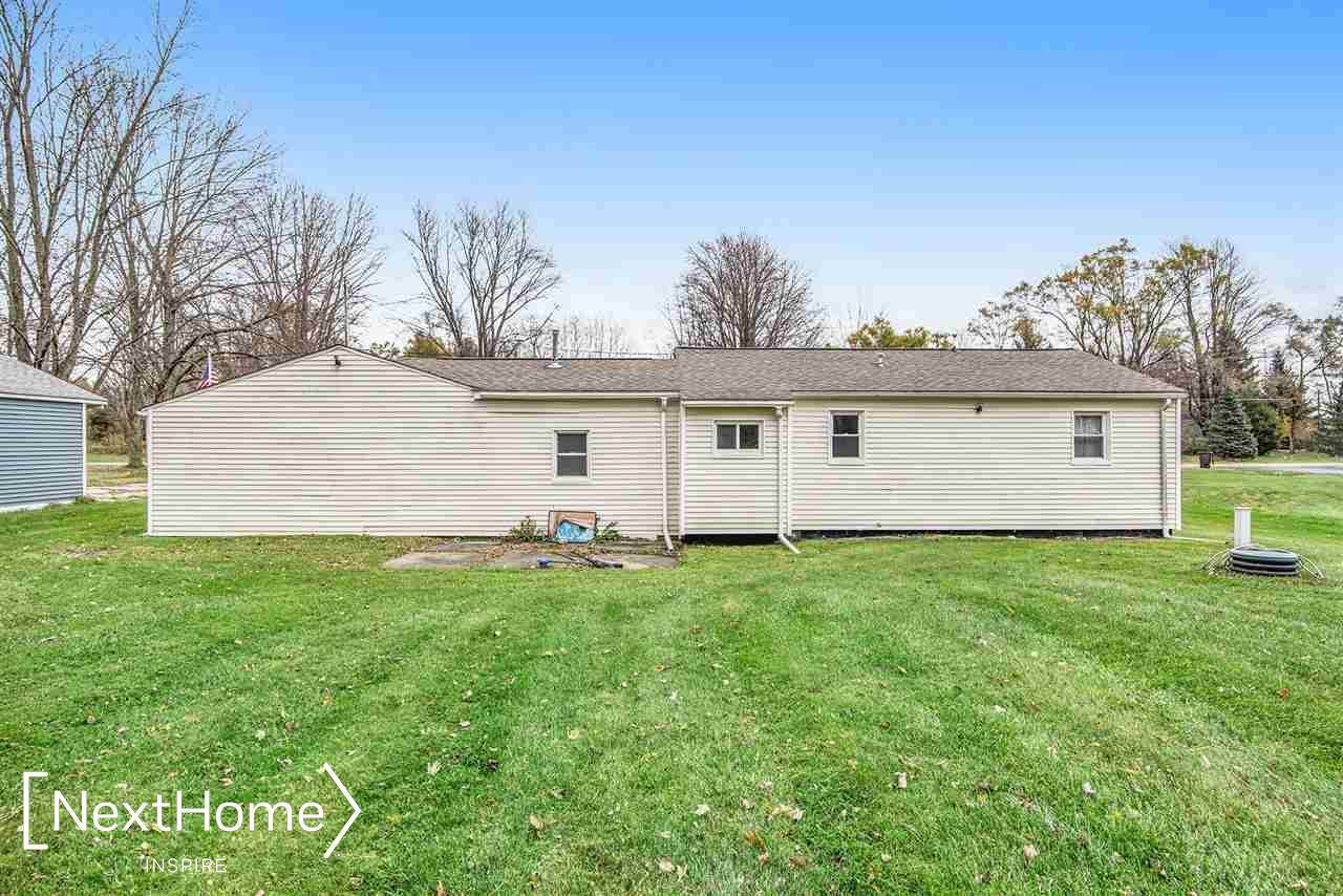 6035 Deland, Flushing, MI 48433