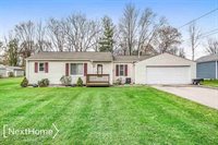 6035 Deland, Flushing, MI 48433