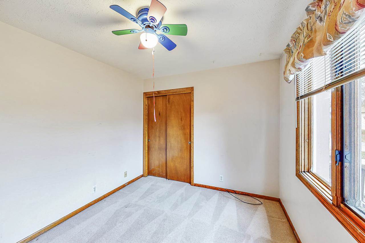 10641 Spaulding Circle, Omaha, NE 68134