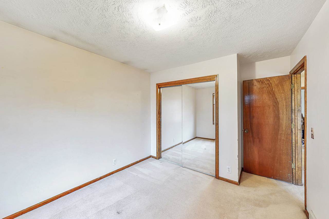 10641 Spaulding Circle, Omaha, NE 68134