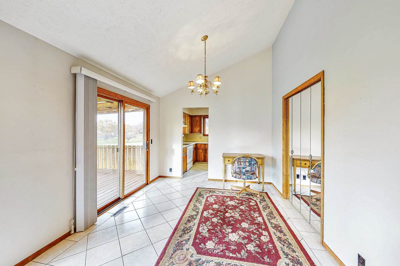 10641 Spaulding Circle, Omaha, NE 68134