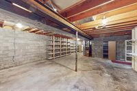 10641 Spaulding Circle, Omaha, NE 68134