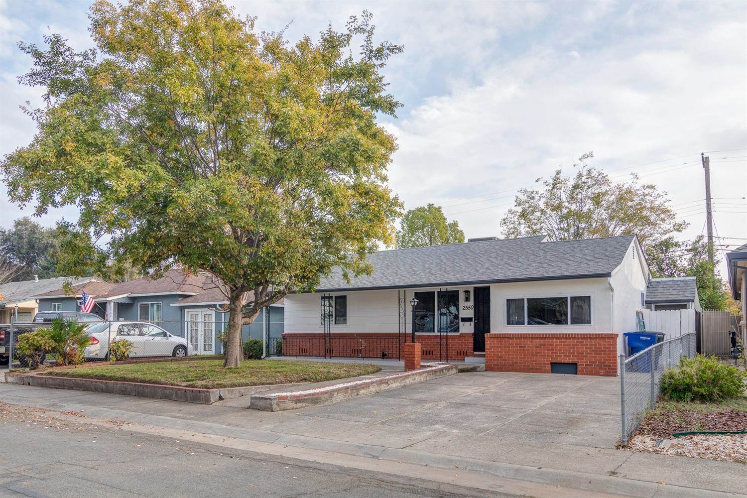 2550 24th Avenue, Sacramento, CA 95820