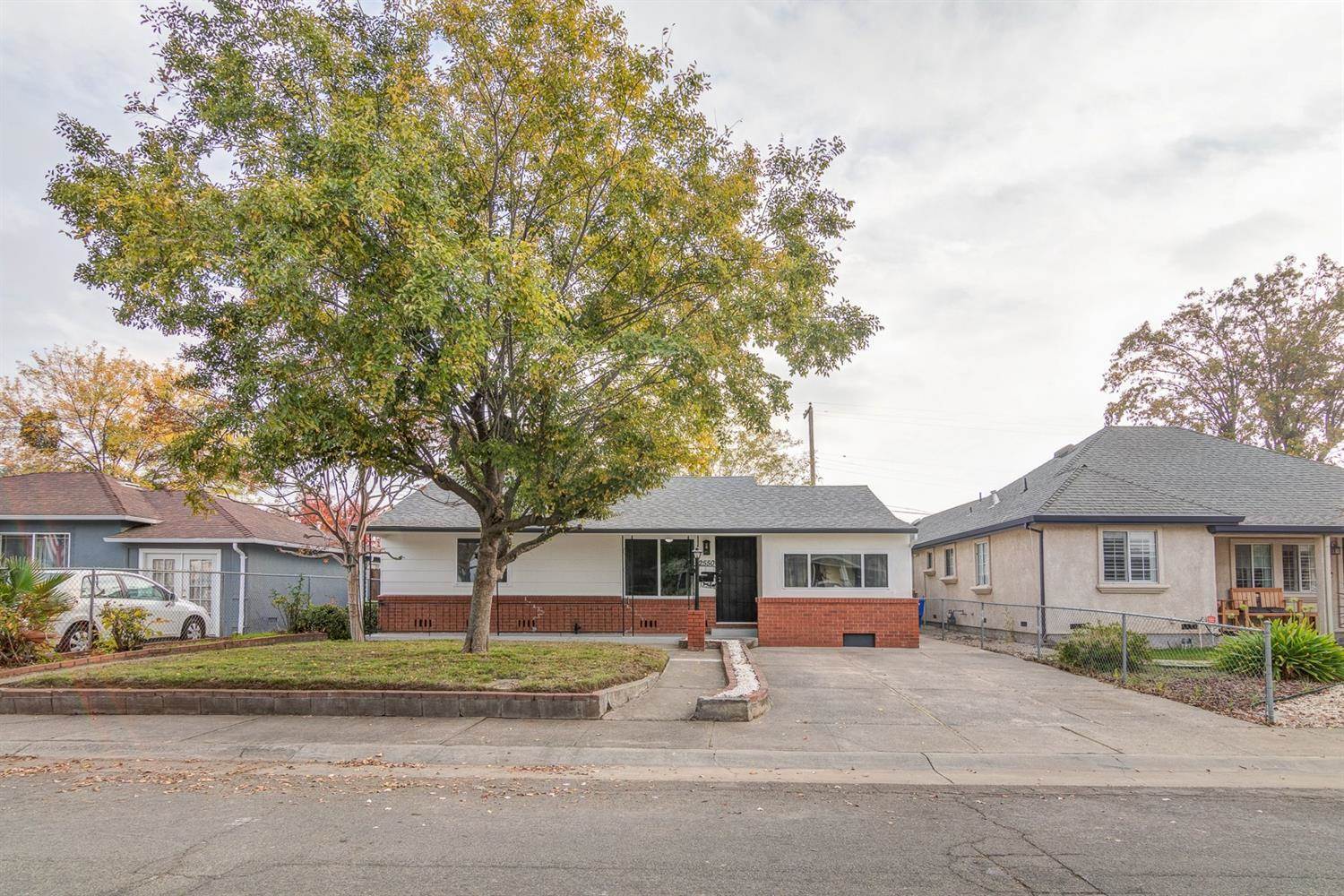 2550 24th Avenue, Sacramento, CA 95820