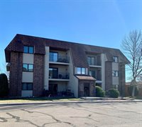 2715 Gateway Avenue, #7, Bismarck, ND 58503