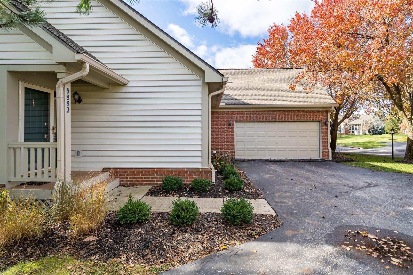 5883 Dunabbey Loop, Dublin, OH 43017