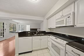 6001 Curtier Dr #A, Alexandria, VA 22310