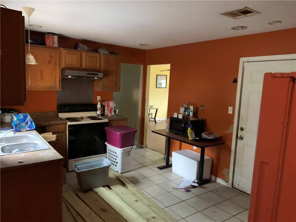 6200 Dorothea Street, New Orleans, LA 70126