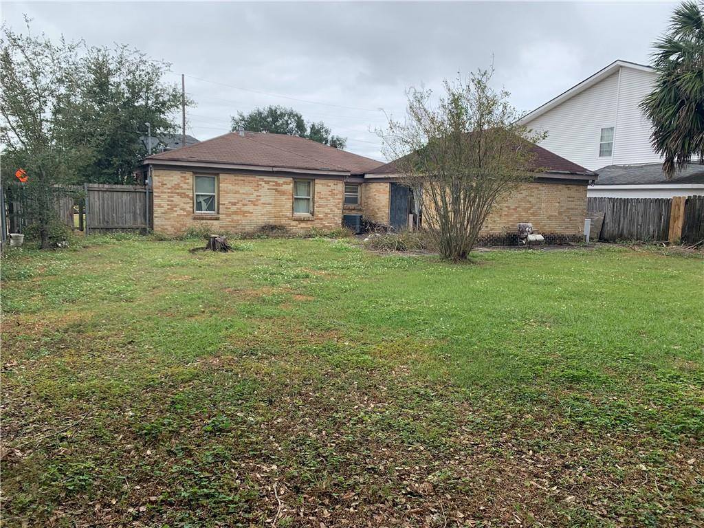 6200 Dorothea Street, New Orleans, LA 70126