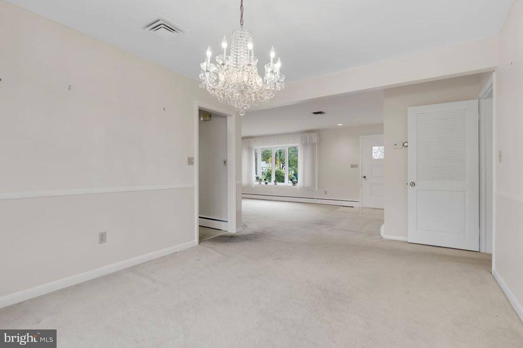 8418 High Ridge Road, Ellicott City, MD 21043