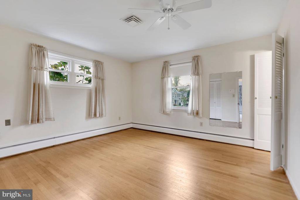 8418 High Ridge Road, Ellicott City, MD 21043