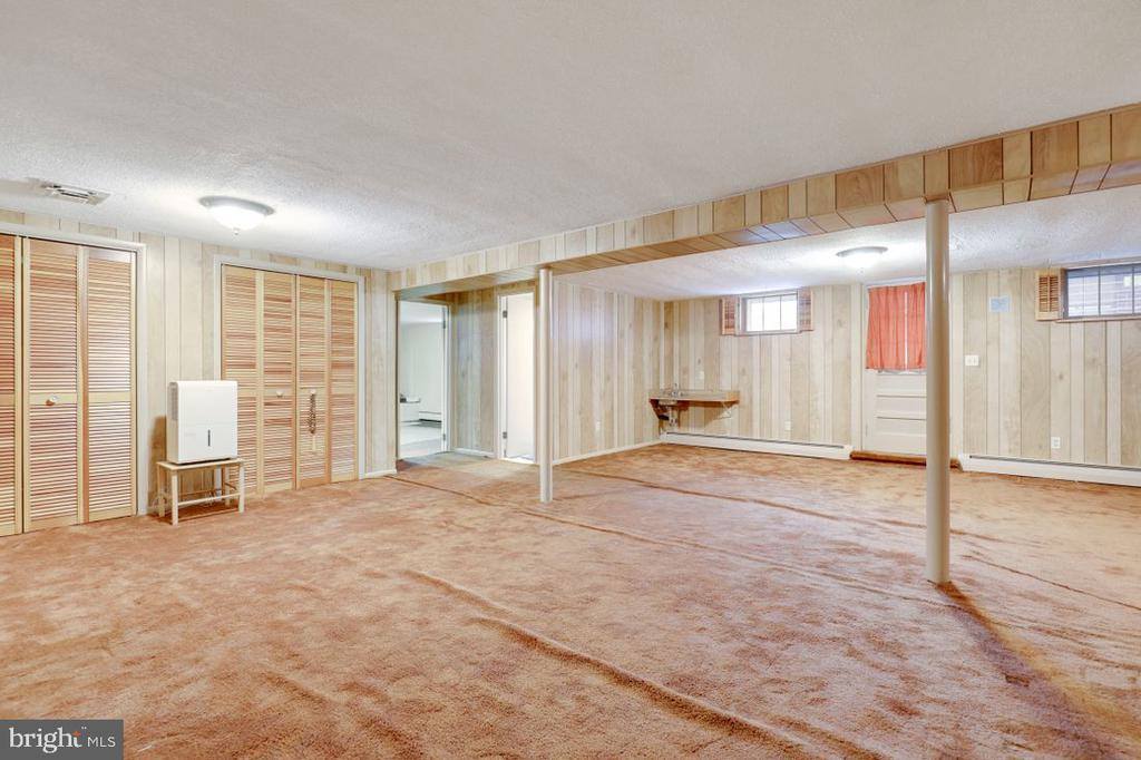 8418 High Ridge Road, Ellicott City, MD 21043