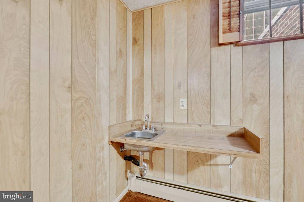 8418 High Ridge Road, Ellicott City, MD 21043